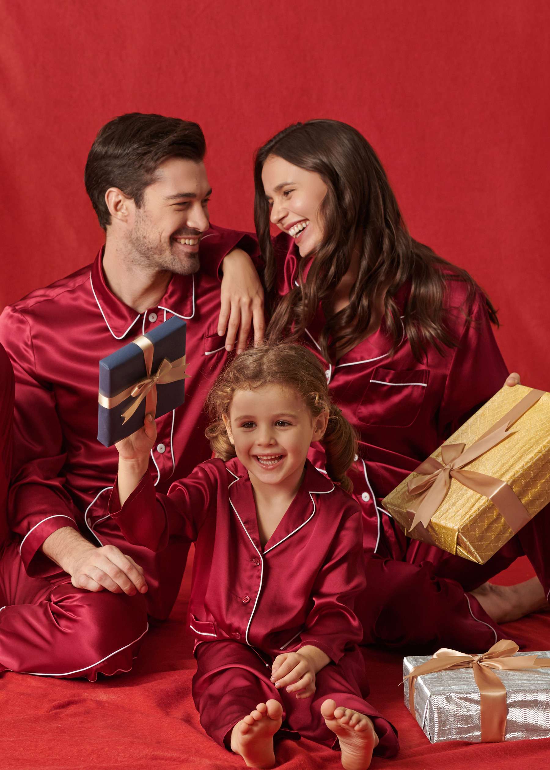 Chic family matching discount pajamas