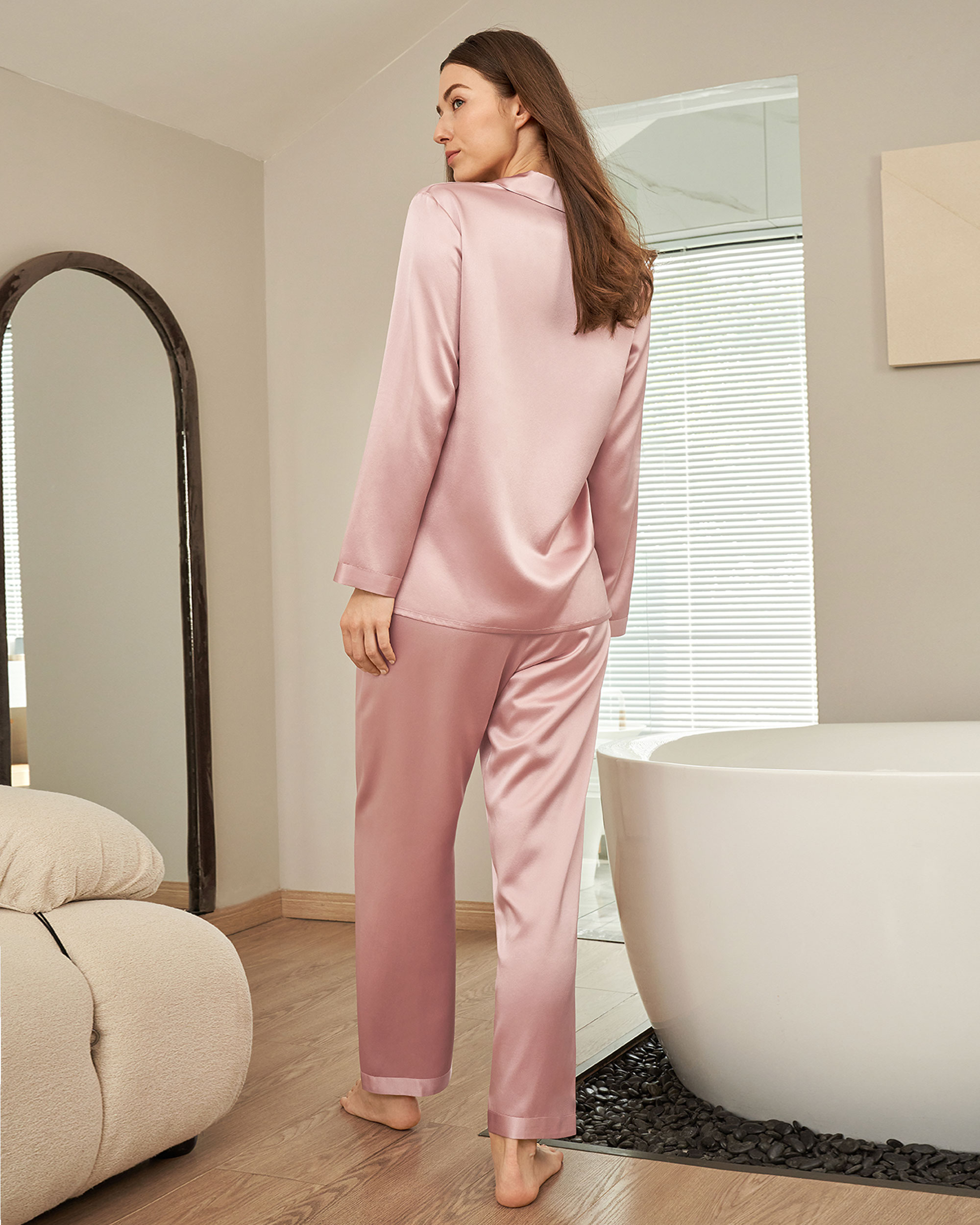 Girls pink silk discount pyjamas