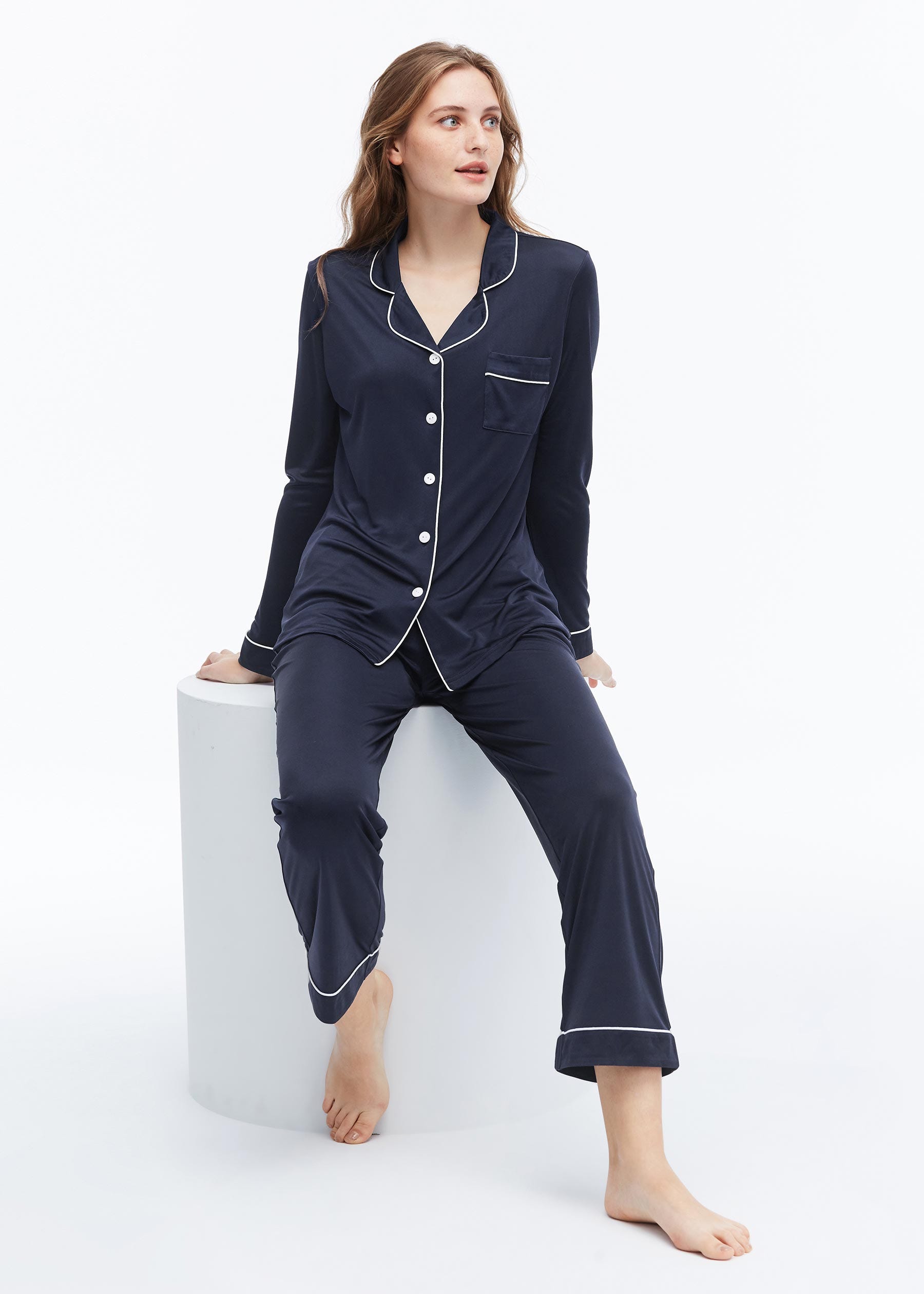 Elegant Lapel Collar Silk Pajamas Set for Women