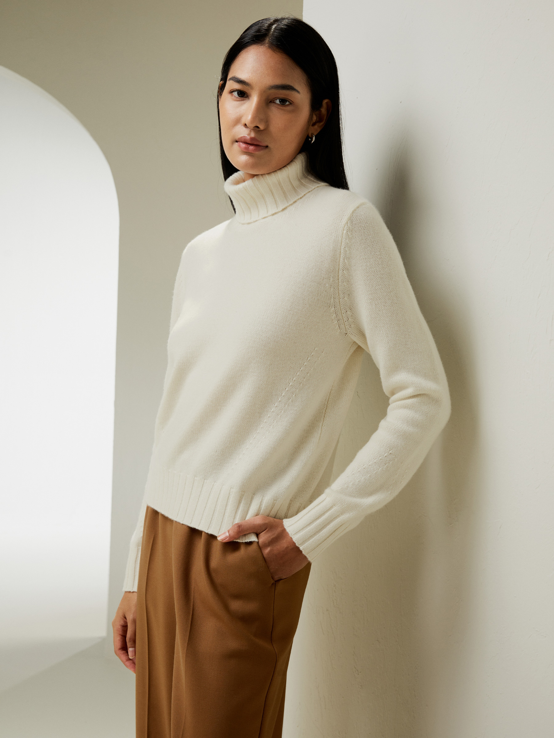 Cream turtleneck outlet jumper