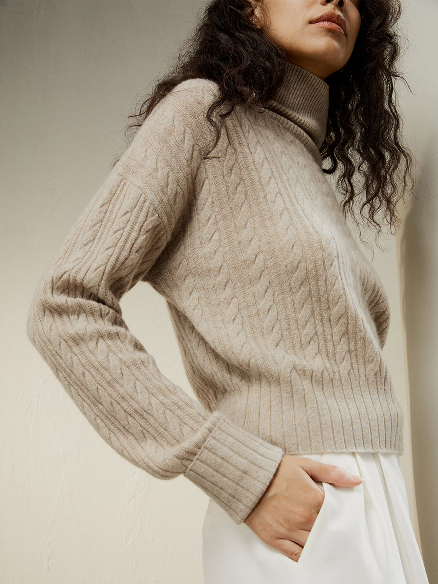 Cream cable knit outlet turtleneck sweater